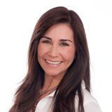 Claudia Valencia Aristei, Realtor