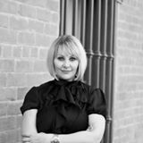 Monica Scott Sells AZ Homes